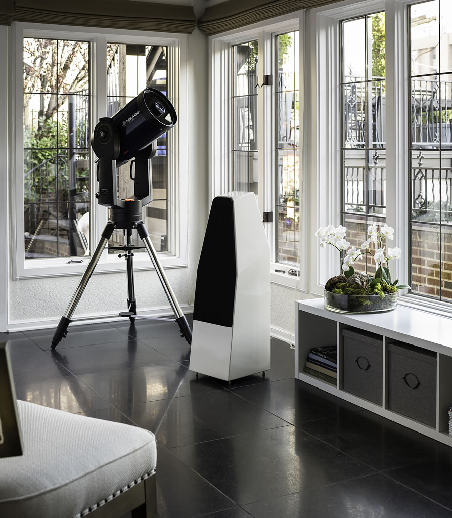 Wilson Audio loudspeaker integrated into a Greenwich estate living room